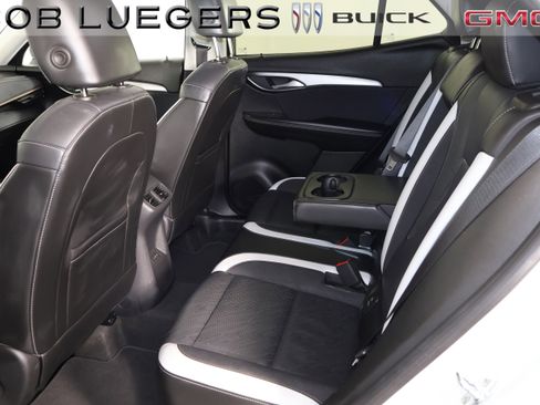 Certified 2025 Buick Envision Sport Touring image 13