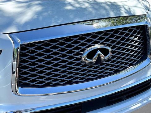 Used 2019 INFINITI QX80 Luxe w/ Proassist Package AWD/4WD image 28