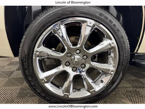 Used 2012 Chevrolet Tahoe LTZ AWD/4WD image 25
