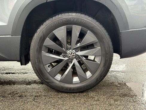 Certified 2023 Volkswagen Taos S FWD image 25