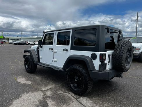 Used 2016 Jeep Wrangler Unlimited Sport w/ Quick Order Package 24S AWD/4WD image 5