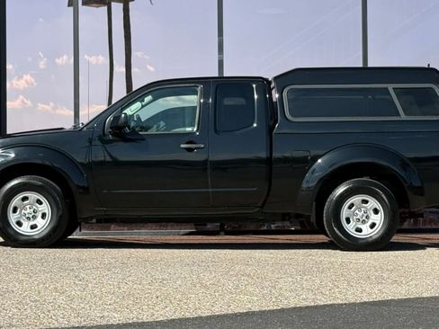 Used 2018 Nissan Frontier S RWD image 5