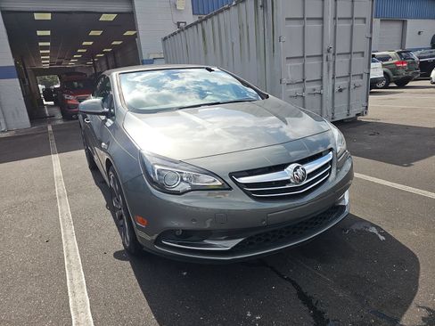 Used 2019 Buick Cascada Premium FWD image 4