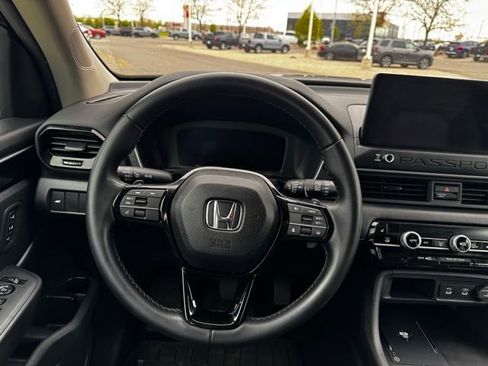 Used 2026 Honda Passport RTL image 13