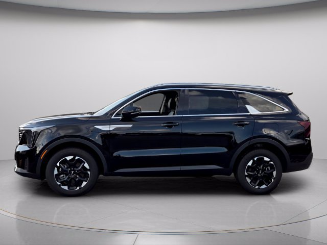 Certified 2026 Kia Sorento S AWD/4WD image 3