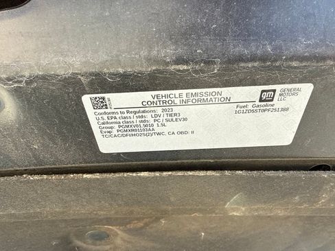 Used 2023 Chevrolet Malibu LT FWD image 24