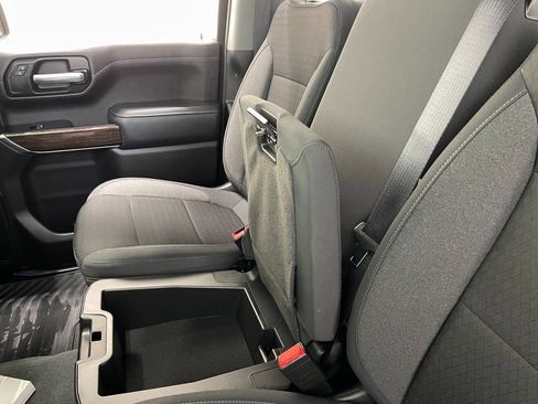 Certified 2020 GMC Sierra 1500 SLE w/ SLE Value Package image 34