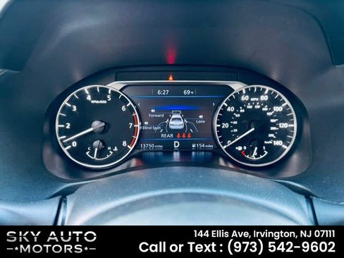 Used 2025 Nissan Altima 2.5 SV FWD image 19