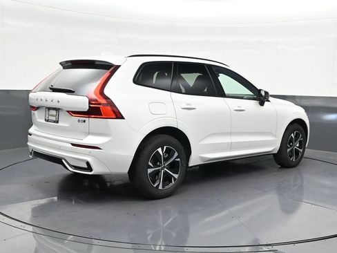 Used 2026 Volvo XC60 B5 Core AWD/4WD image 6