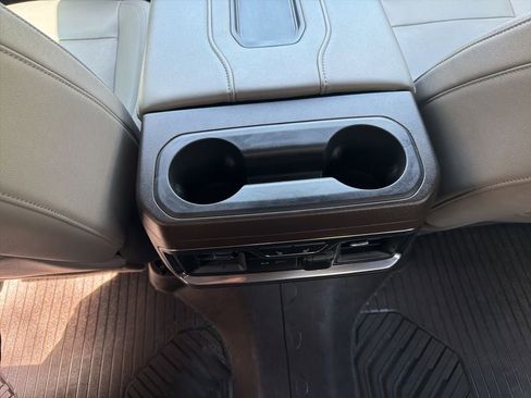 Used 2021 GMC Sierra 1500 SLT image 21