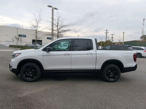 Used 2024 Honda Ridgeline Black Edition image 7