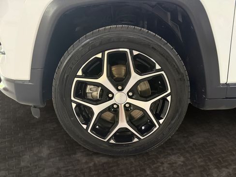 Used 2024 Jeep Compass Limited AWD/4WD image 21