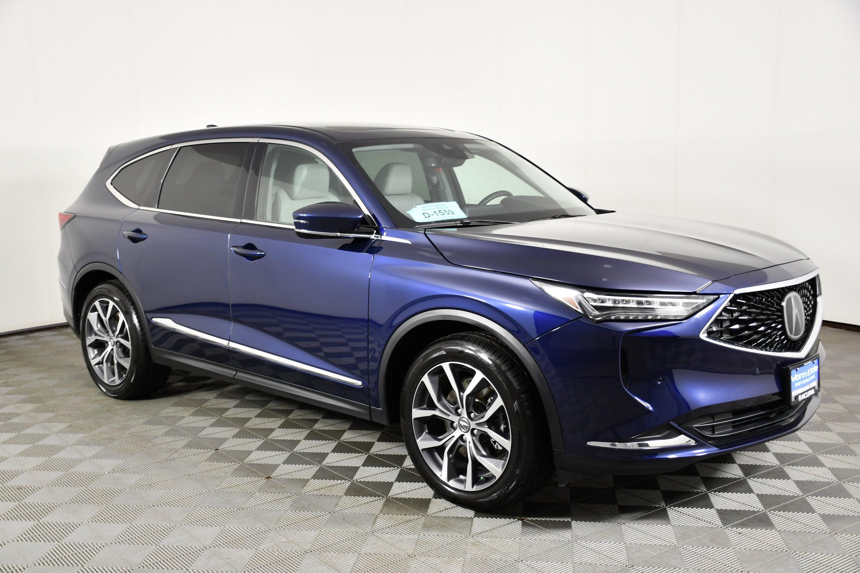 Used 2024 Acura MDX w/ Technology Package AWD/4WD image 4