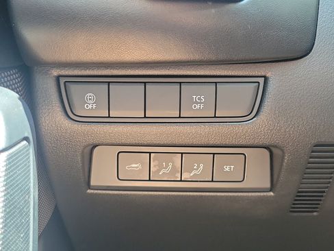 Used 2025 MAZDA CX-50 AWD 2.5 S w/ Premium Plus Pkg image 22