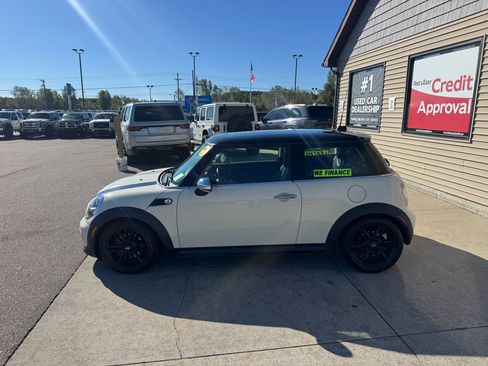 Used 2012 MINI Cooper Hardtop image 8