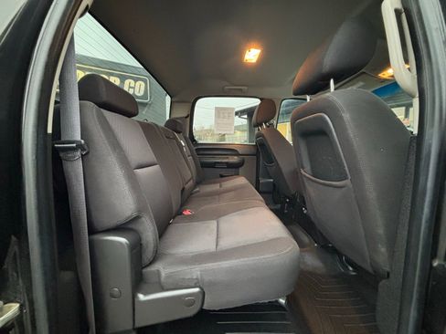 Used 2011 Chevrolet Silverado 2500 LT w/ Interior Plus Package image 16