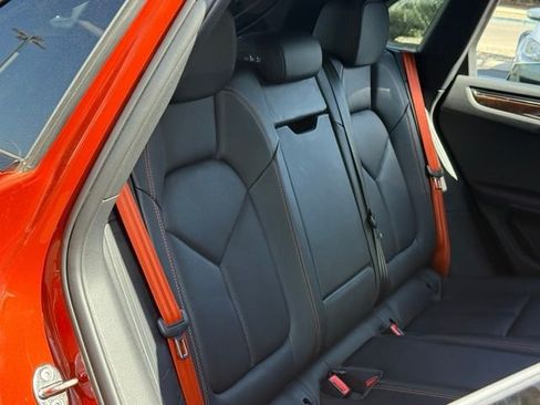 Used 2023 Porsche Macan AWD/4WD image 21