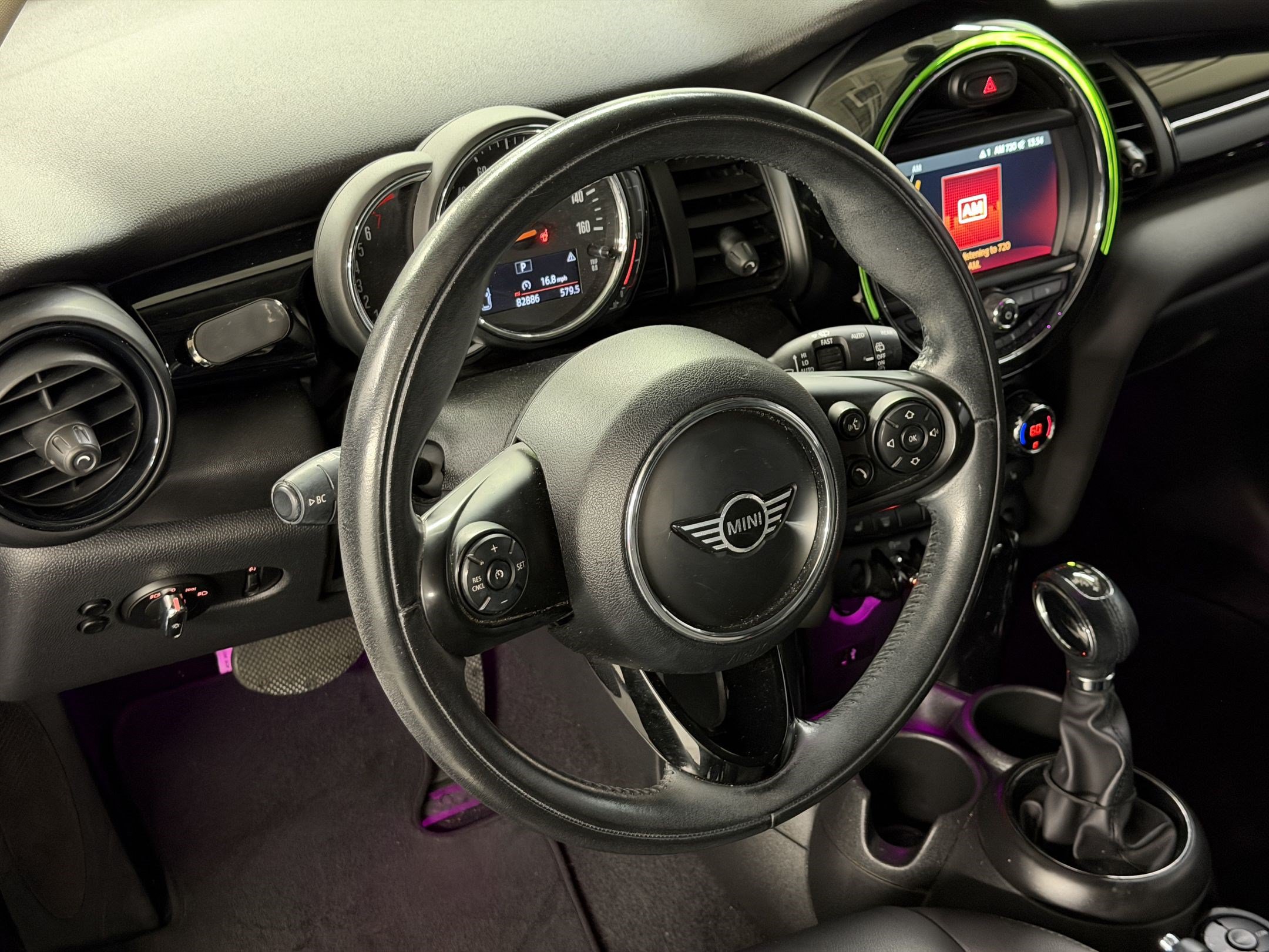 Used 2019 MINI Cooper 2-Door Hardtop FWD image 26