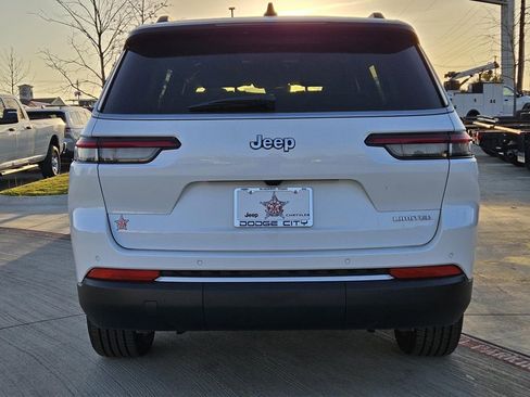 New 2026 Jeep Grand Cherokee L Limited RWD image 4