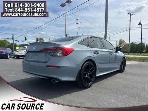 Used 2023 Honda Civic Sport image 5