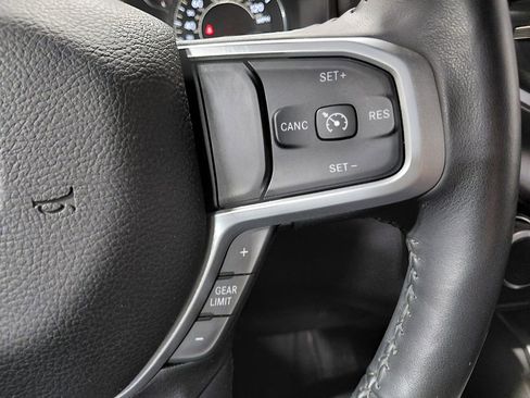 Used 2023 RAM 1500 Big Horn AWD/4WD image 35