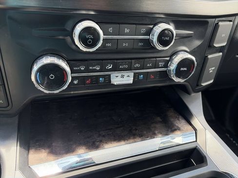 New 2024 Ford F350 Lariat w/ Lariat Ultimate Package AWD/4WD image 19