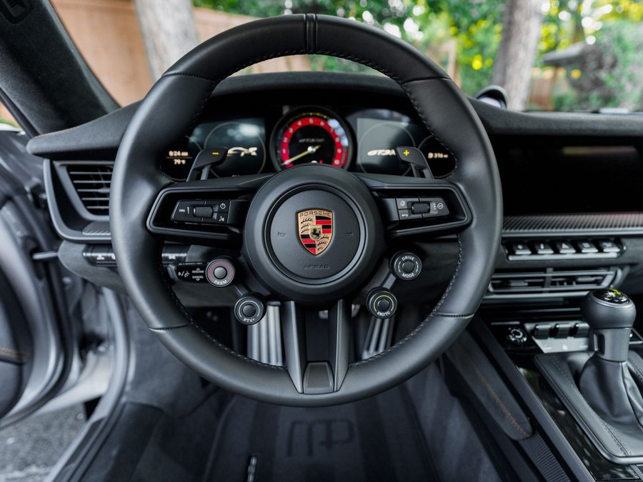 Used 2025 Porsche 911 GT3 RS RWD image 17
