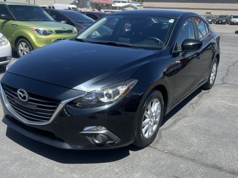Used 2015 MAZDA MAZDA3 i Touring FWD image 2