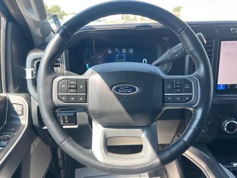 Used 2024 Ford F350 Lariat w/ Chrome Package AWD/4WD image 16