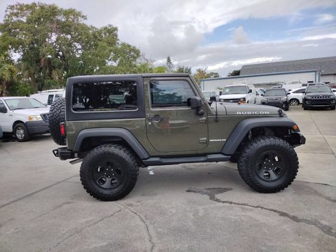Used 2015 Jeep Wrangler Rubicon w/ Dual Top Group image 9