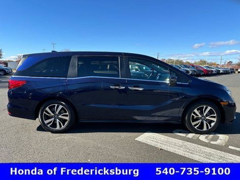 Certified 2024 Honda Odyssey Touring image 7