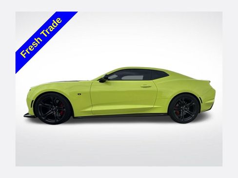 Used 2021 Chevrolet Camaro SS RWD image 1