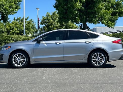 Used 2020 Ford Fusion SE FWD image 7