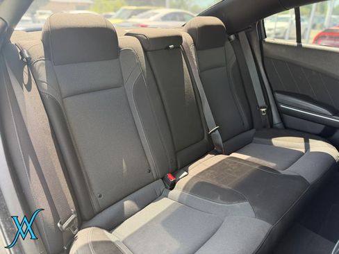 Used 2022 Dodge Charger SXT RWD image 18