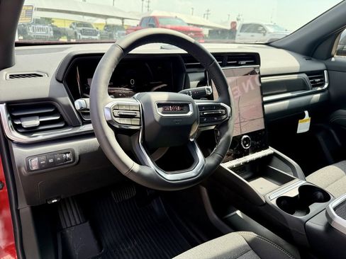 Used 2026 GMC Terrain Elevation w/ Black Edition image 9