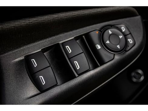 New 2025 Buick Envista Avenir image 32