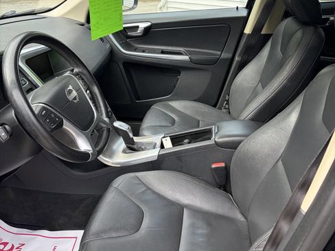 Used 2013 Volvo XC60 3.2 AWD/4WD image 10