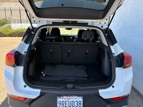 Used 2025 Buick Encore GX Preferred FWD image 30