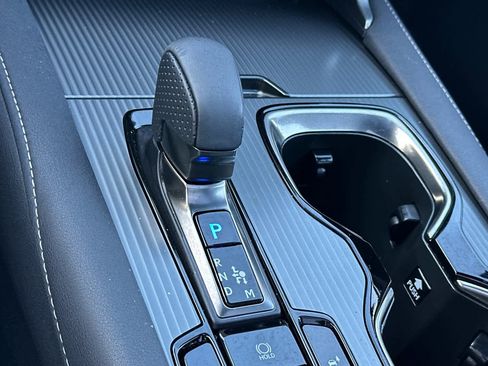 Used 2023 Lexus RX 500h F Sport image 23