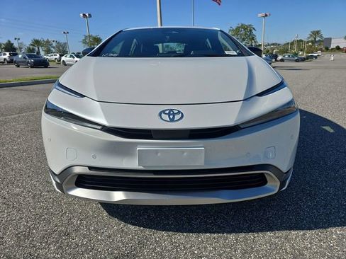 New 2026 Toyota Prius Plug-In Hybrid FWD image 9
