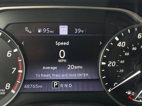 Used 2020 Nissan Titan SV w/ SV Convenience Package image 20