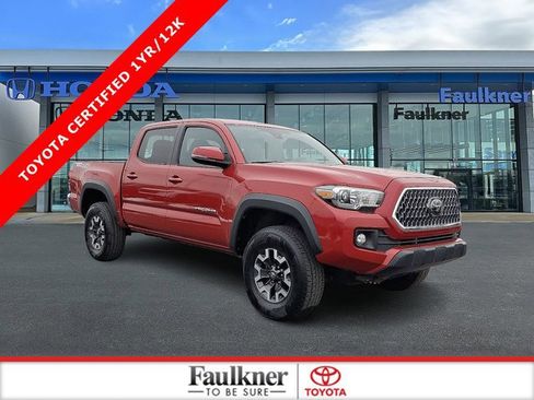 Certified 2019 Toyota Tacoma TRD Off-Road image 1