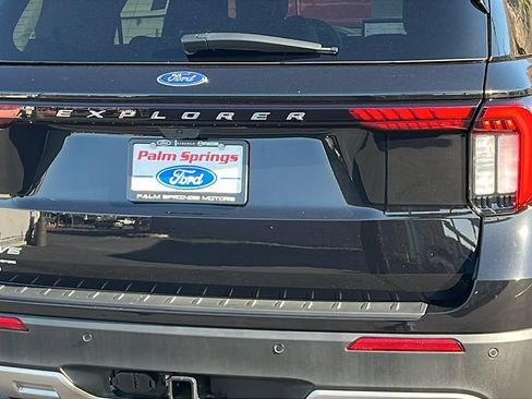 New 2026 Ford Explorer Active w/ Active Comfort Package RWD image 6