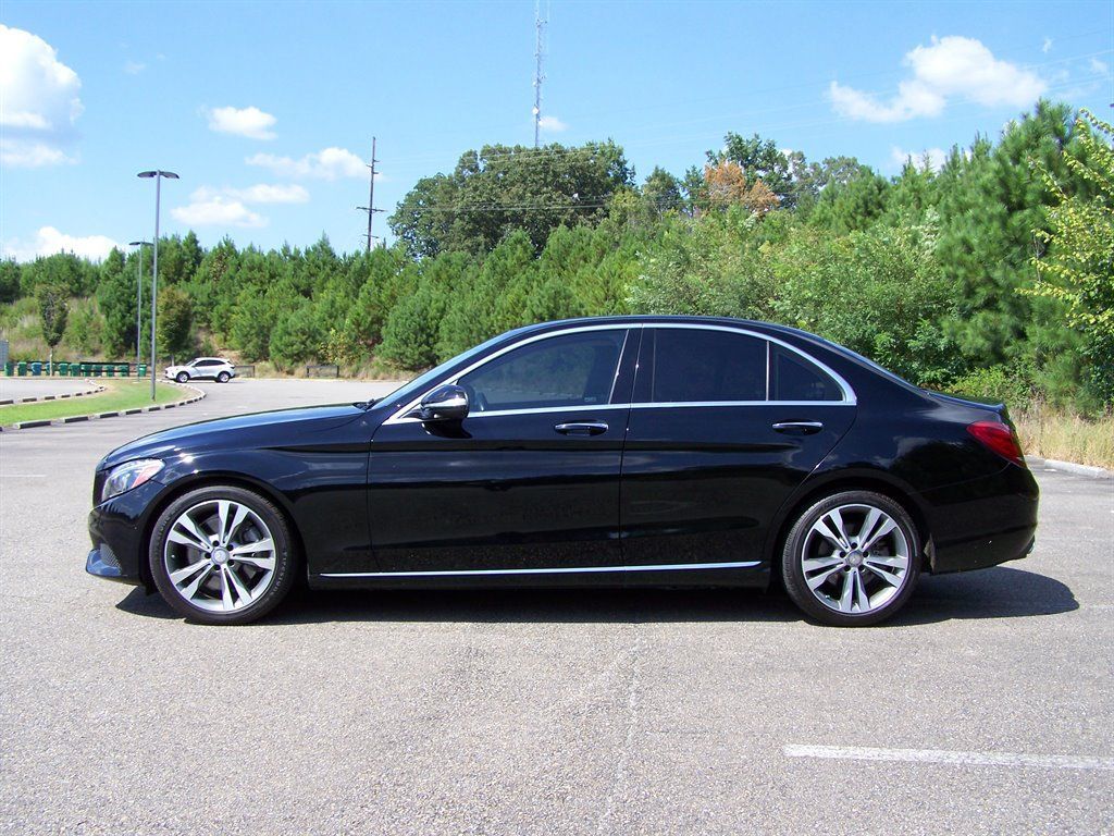 Used 2015 Mercedes-Benz C 300 Sedan image 6