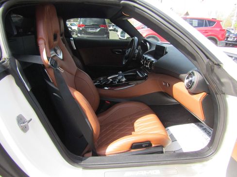 Used 2018 Mercedes-Benz AMG GT C image 25