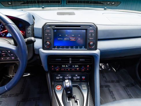 Used 2020 Nissan GT-R Premium AWD/4WD image 60