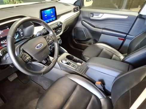 Used 2021 Ford Escape SEL FWD image 17