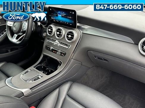 Used 2022 Mercedes-Benz GLC 300 4MATIC image 9