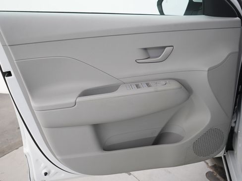 Certified 2024 Hyundai Kona SEL FWD image 19