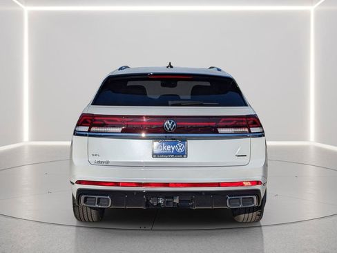 New 2026 Volkswagen Atlas Cross Sport SEL Premium R-Line image 5